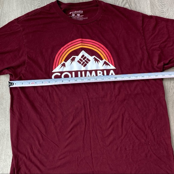 Columbia Rainbow Tshirt - Picture 3 of 5